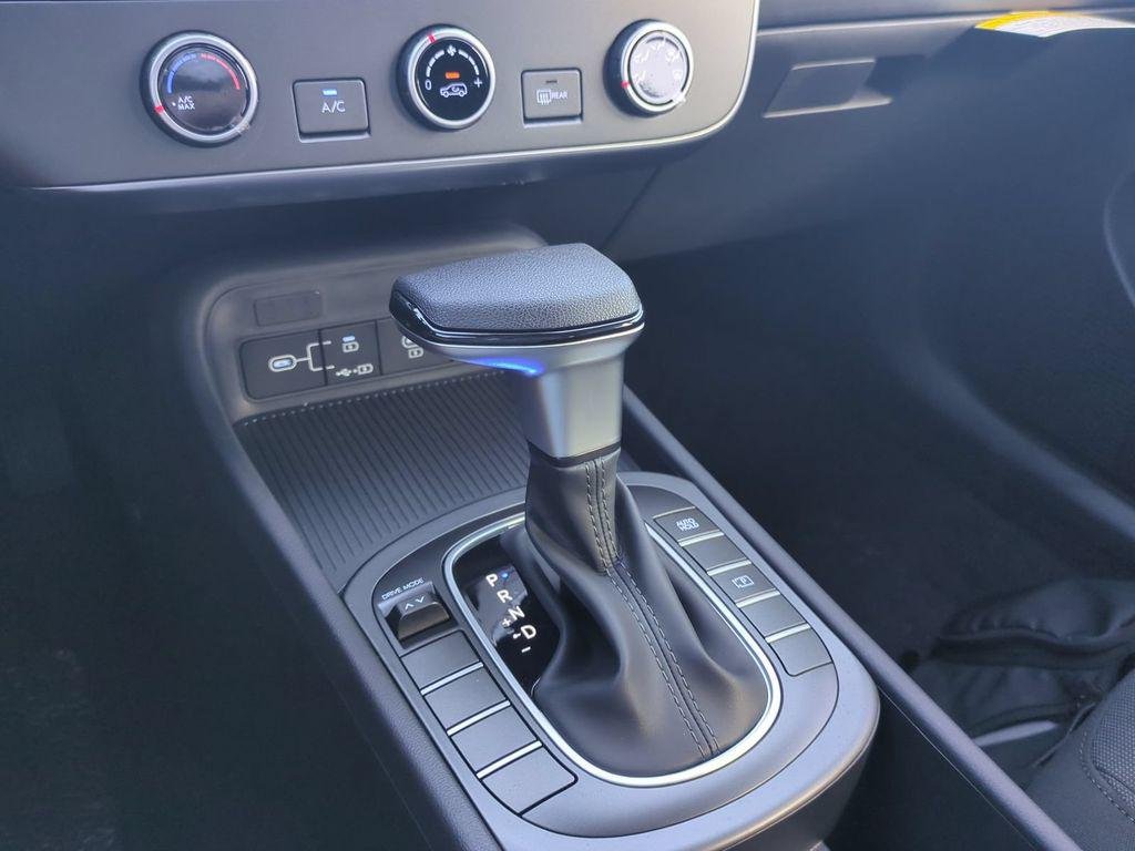 New 2027 Yellow Hyundai SE FWD image 21