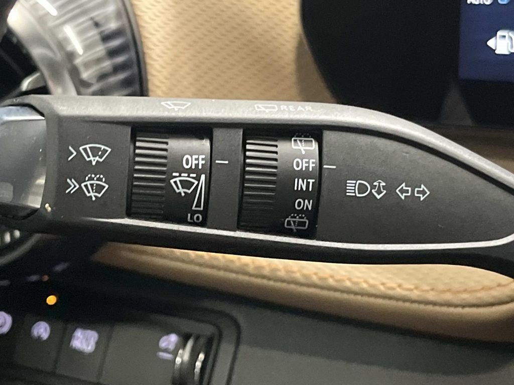 New 2027 Mosaic Black Metallic Chevrolet ACTIV image 25