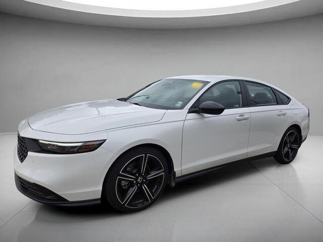 Used 2026 Platinum White Pearl Honda Sport image 1