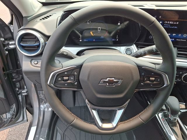 2026 Chevrolet Trax LT - Photo 9
