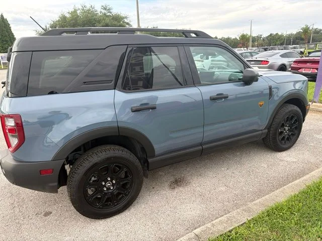 Used 2025 Gray Ford Badlands image 4