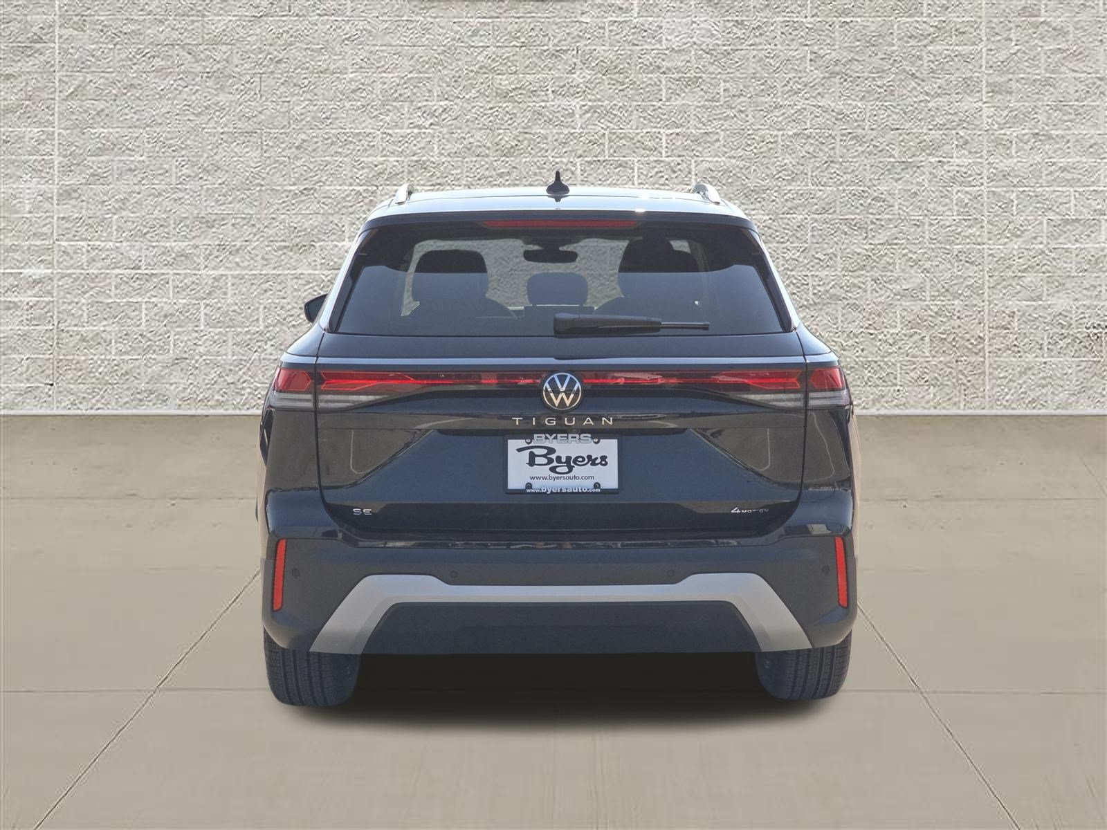 New 2026 Deep Black Pearl Volkswagen SE image 6