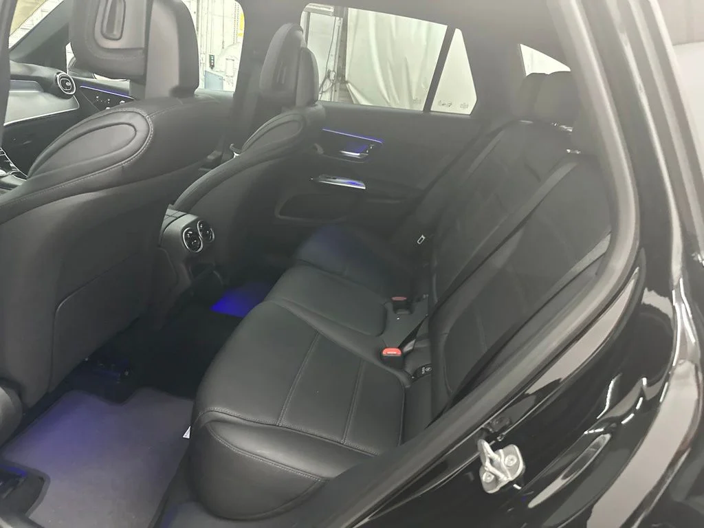 New 2026 Black Mercedes-Benz GLC 300 image 23