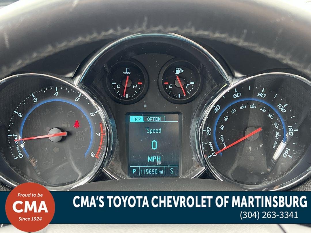 Used 2014 Silver Ice Metallic Chevrolet 2LT image 18