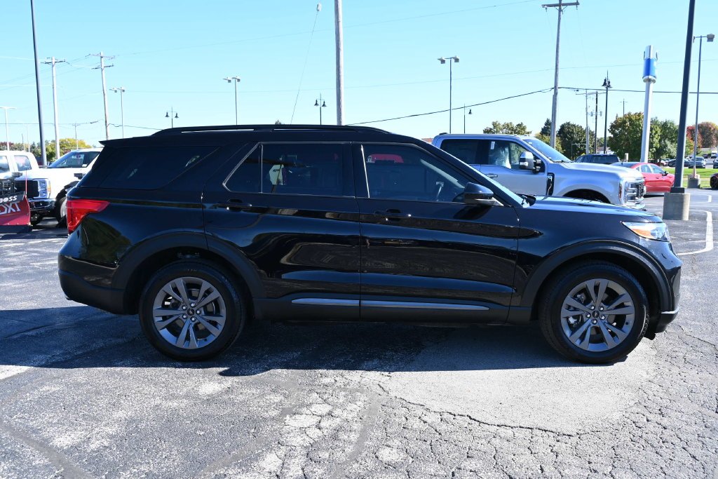 Certified Used 2024 Black Metallic Ford XLT image 8