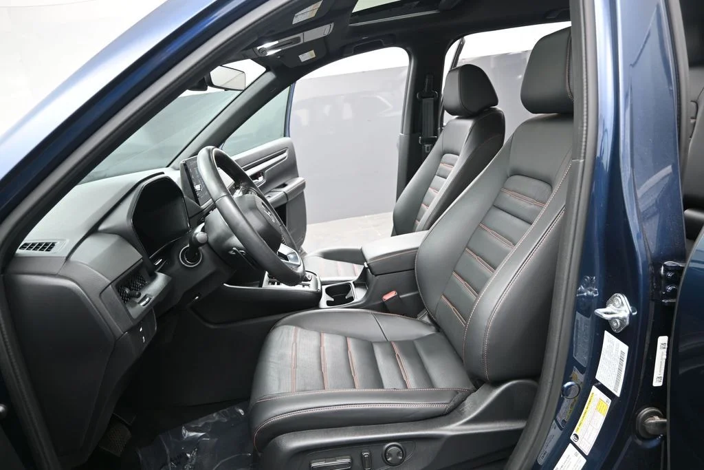 Certified Used 2024 Canyon River Blue Metallic Honda Sport-L image 15