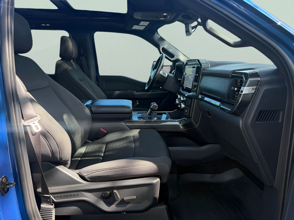 Used 2023 Blue Ford XLT image 14