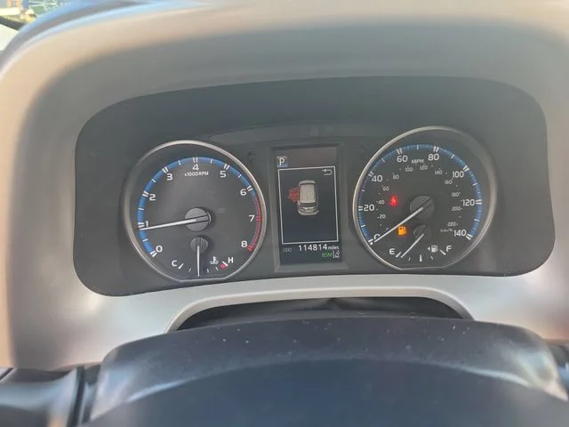 Used 2018 Black Toyota XLE image 20