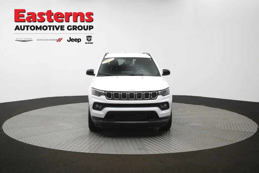 Certified Used 2024 White Jeep Latitude image 51
