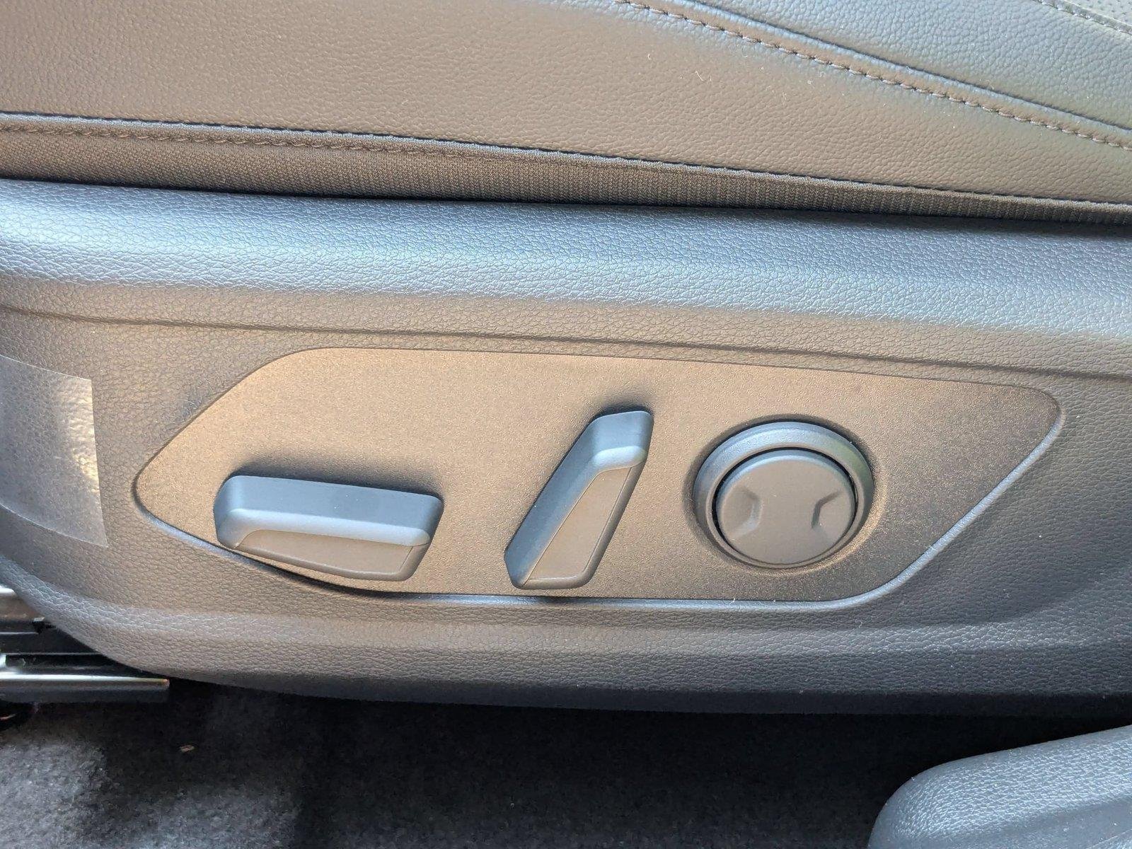 Used 2026 Fusion Black Kia EX image 15