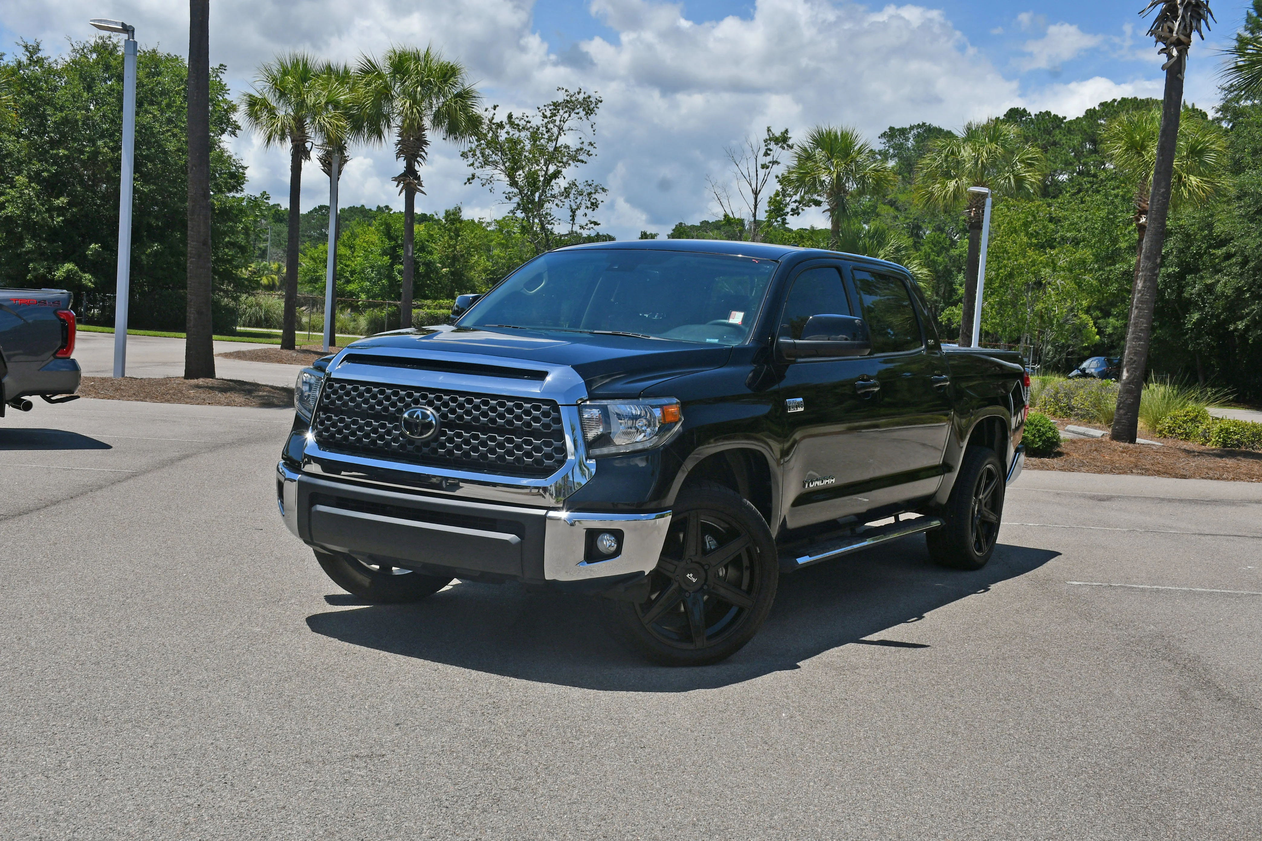 Used 2021 Black Toyota SR5 image 5