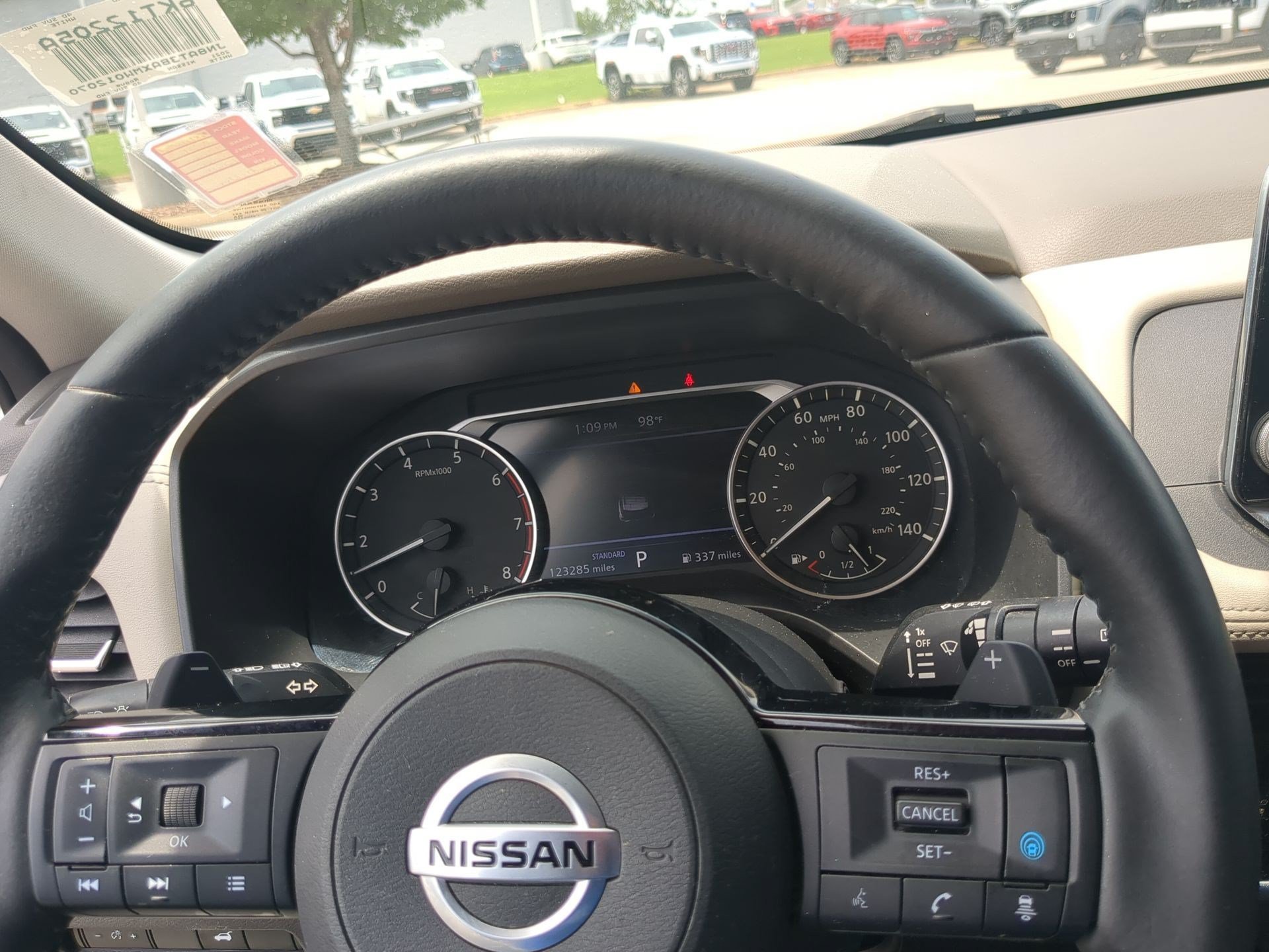 2021 Nissan Rogue SV - Photo 12