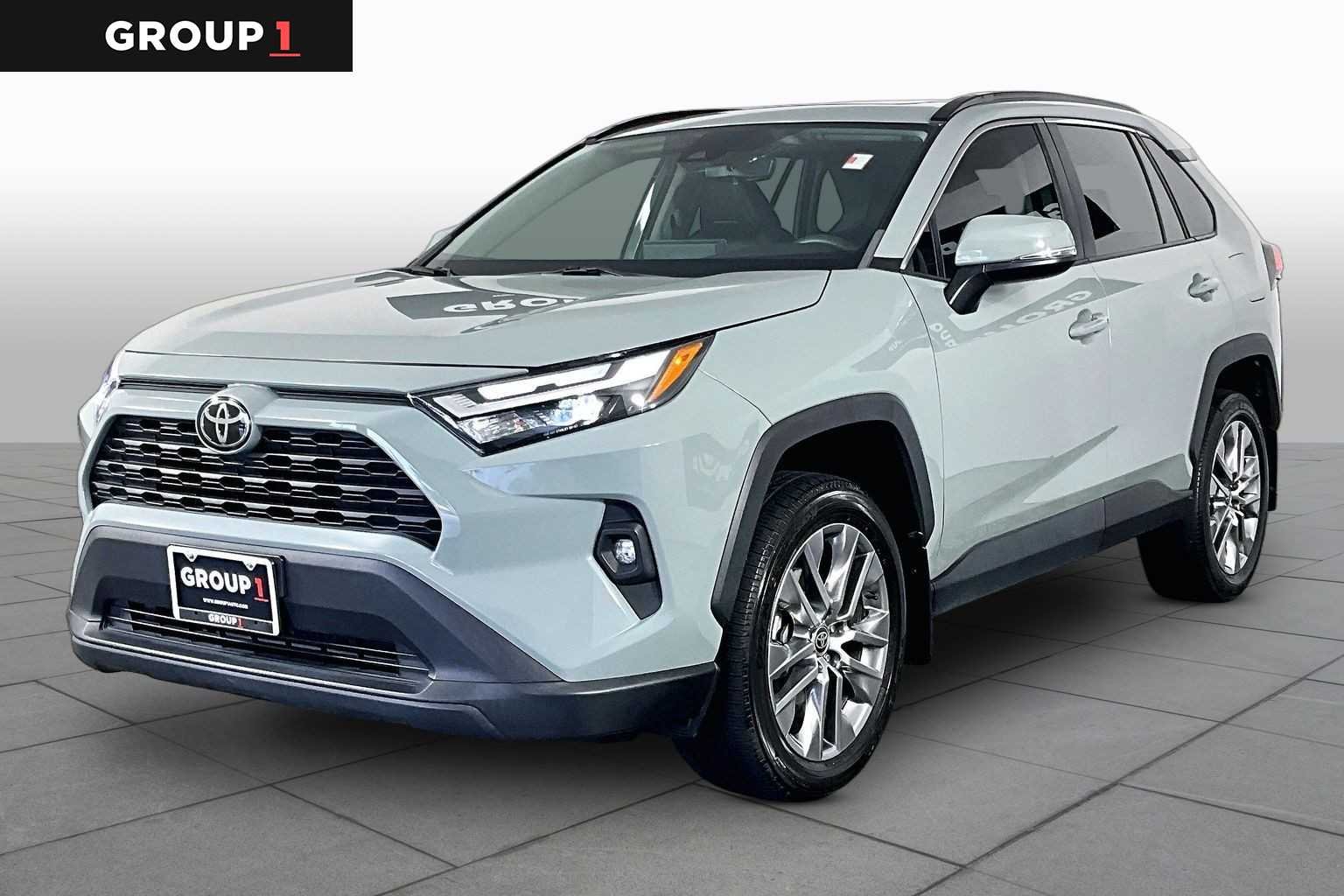 2023 Toyota RAV4 XLE Premium