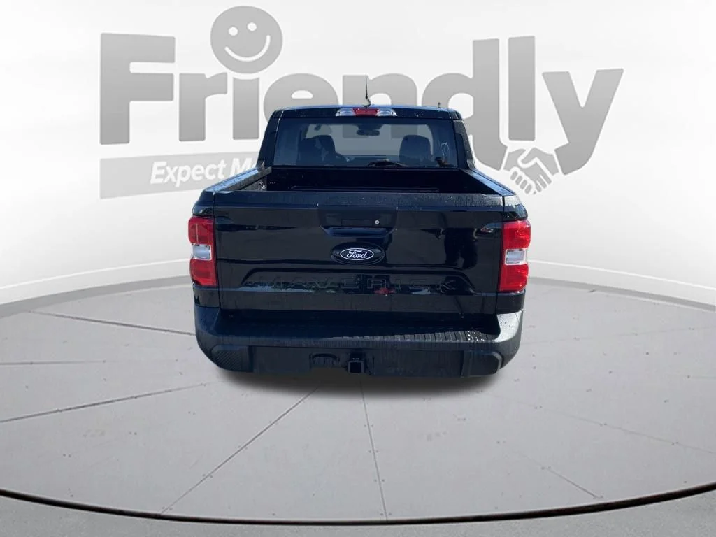 New 2026 Shadow Black Ford XLT image 7