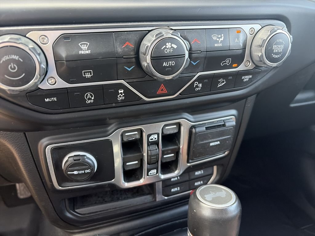 Used 2021 Gray Jeep Unlimited Sahara image 24