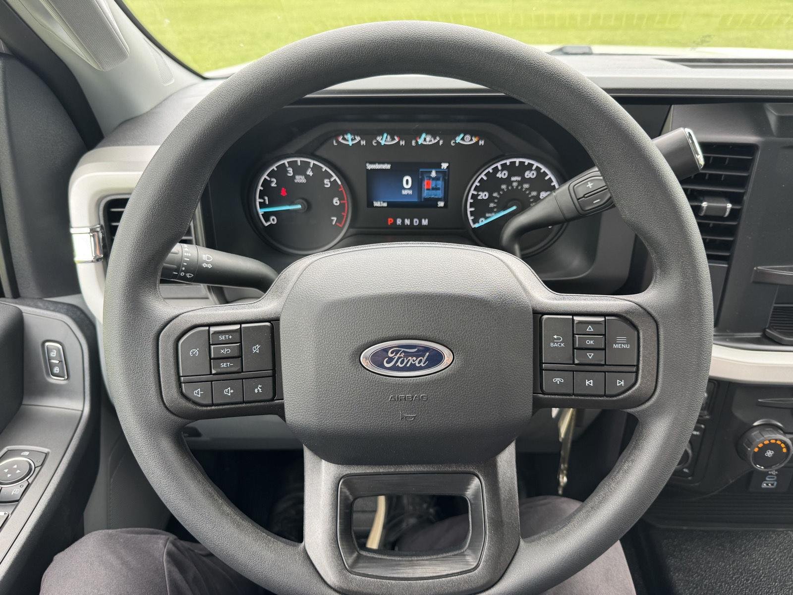 New 2026 Oxford White Ford F-250® XL image 34