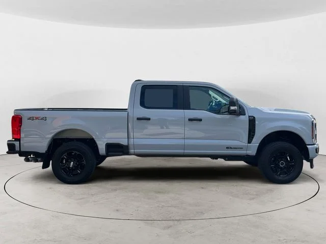 New 2026 Avalanche Ford XL image 6