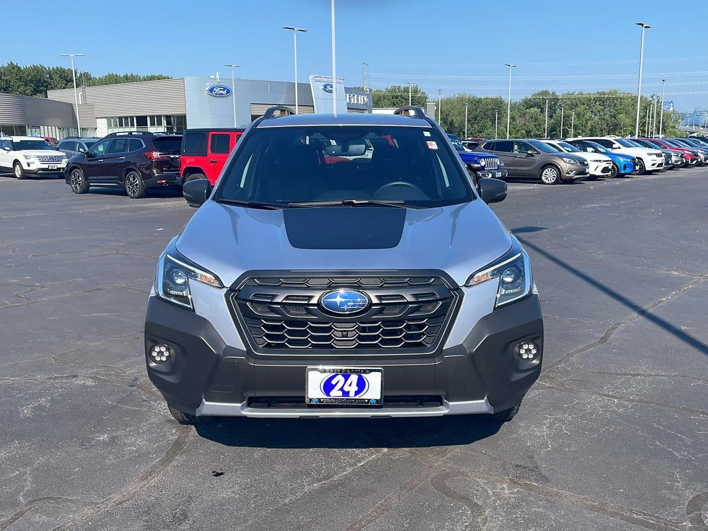 Used 2024 Ice Silver Metallic Subaru Wilderness image 8