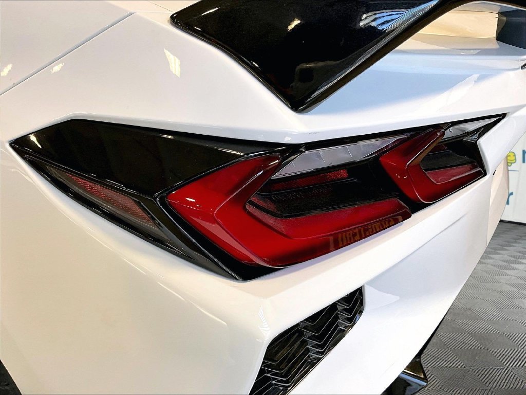 Used 2020 White Chevrolet Stingray image 32