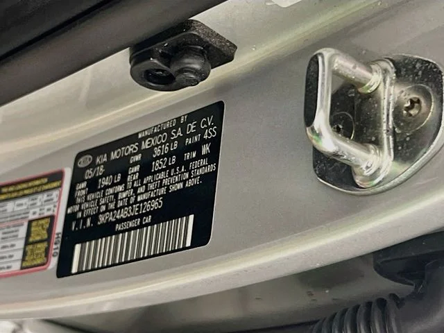 Used 2018 Silky Silver Kia S image 25