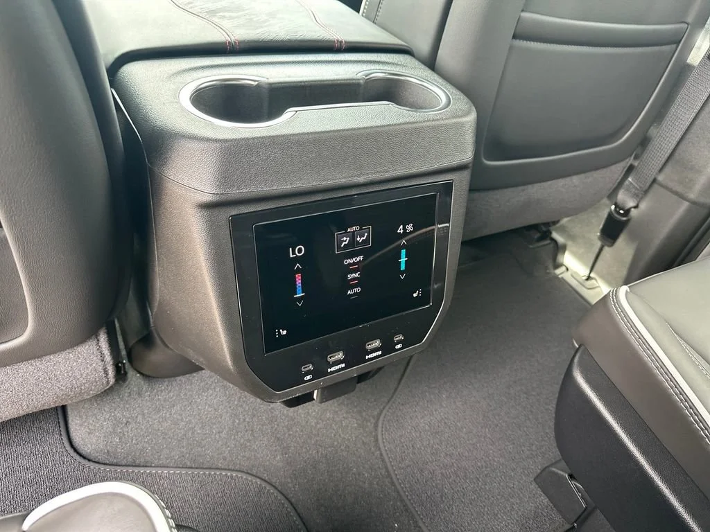 New 2026 Sterling Metallic GMC AT4 Ultimate image 35