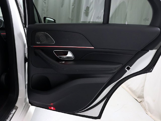 Certified Used 2026 Polar White Mercedes-Benz GLE 350 image 34