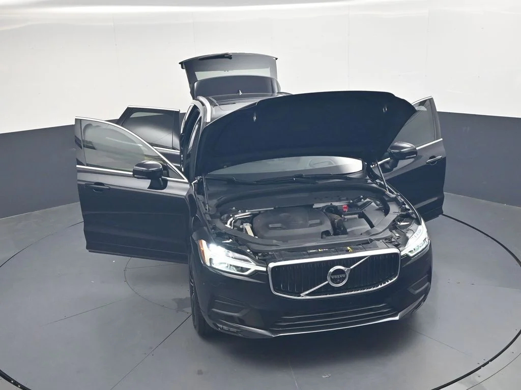 Used 2020 Onyx Black Metallic Volvo T6 Momentum image 49