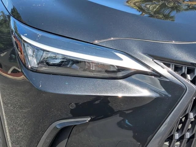 Used 2024 Black Lexus NX 250 Premium image 9