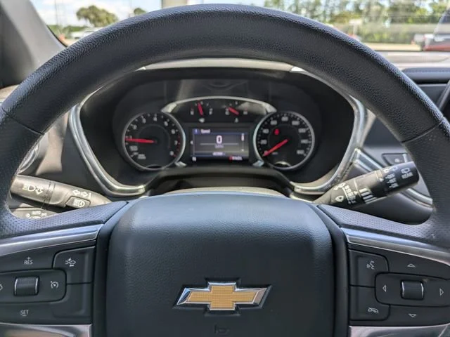 Used 2022 Blue Glow Metallic Chevrolet 2LT image 28