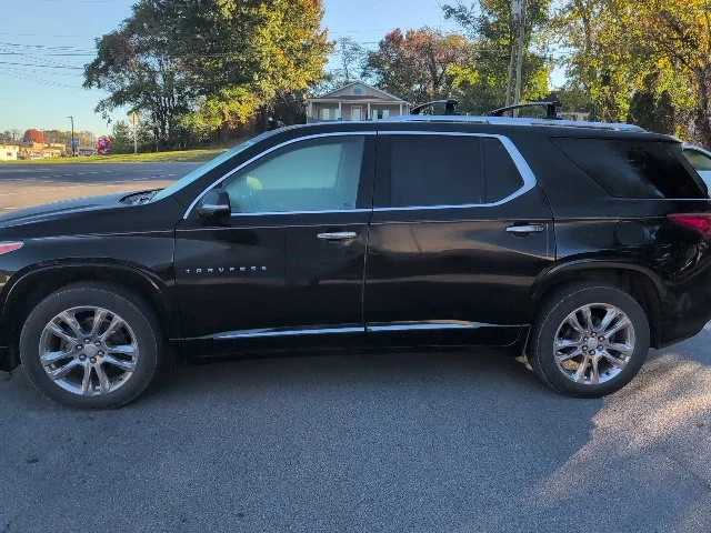 Used 2019 Black Chevrolet High Country image 4