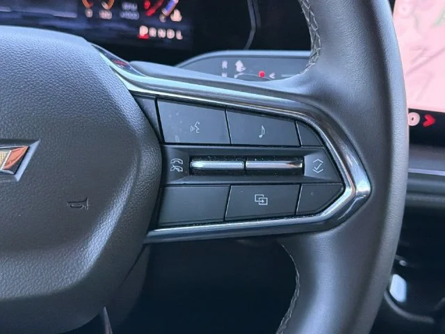 Used 2025 Black Chevrolet LT image 27