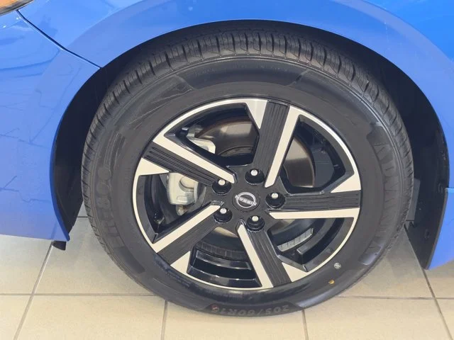 Used 2024 Blue Nissan SV image 29