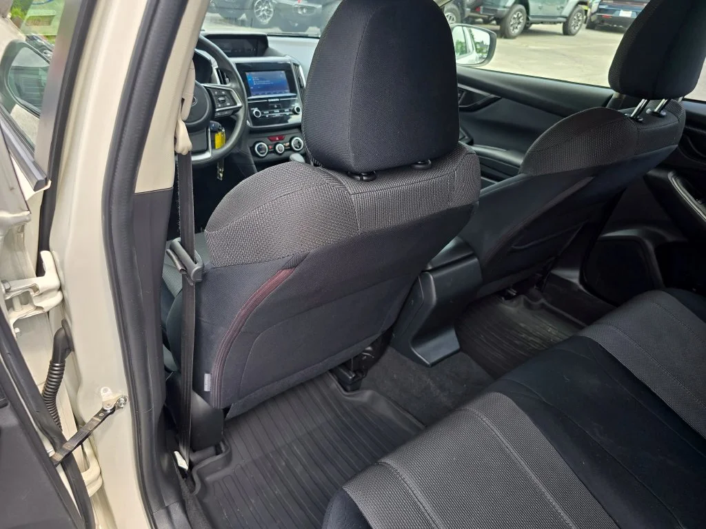 Used 2021 White Subaru Base image 24