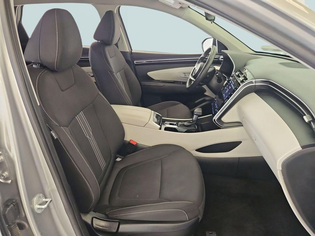 Used 2024 Silver Hyundai SEL image 28