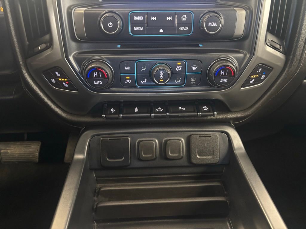 2018 Chevrolet Silverado 1500 LTZ - Photo 6
