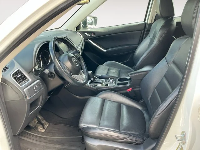 Used 2016 Crystal White Pearl Mica Mazda Grand Touring image 8