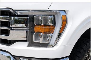 Used 2021 Oxford White Ford LARIAT image 19