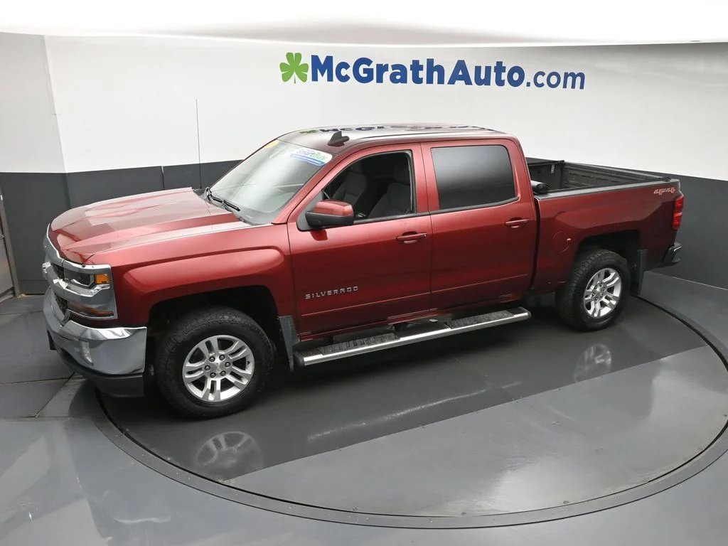 Used 2016 Red Chevrolet LT image 22