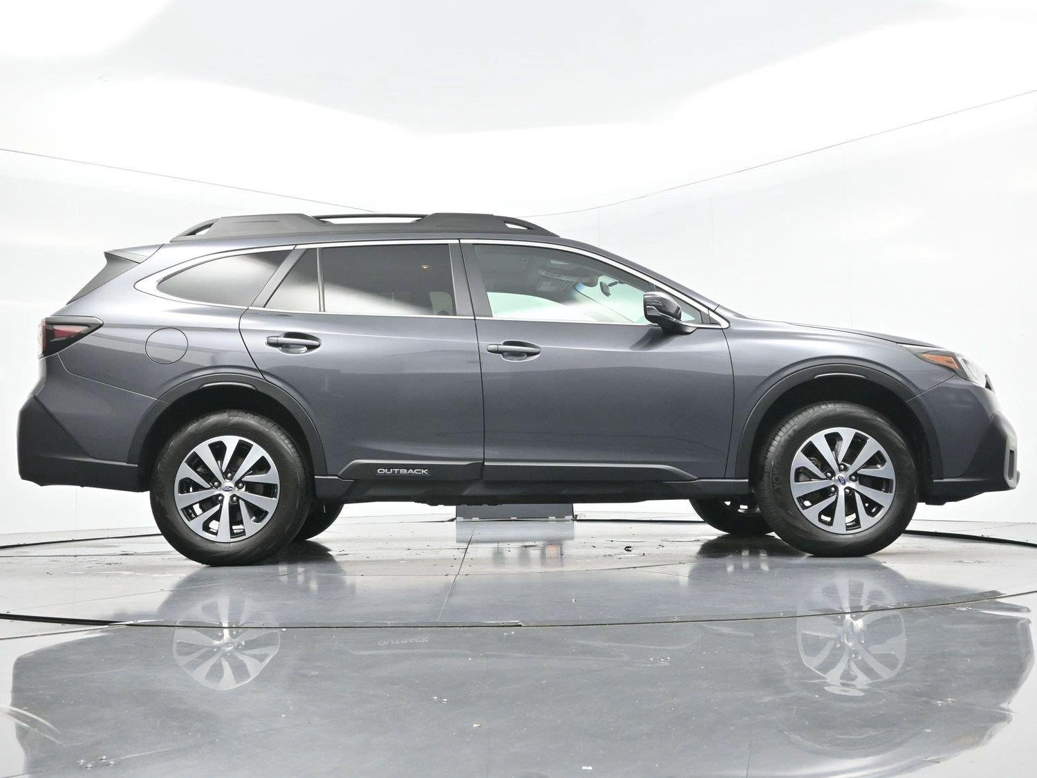Used 2022 Magnetite Gray Metallic Subaru Premium image 41