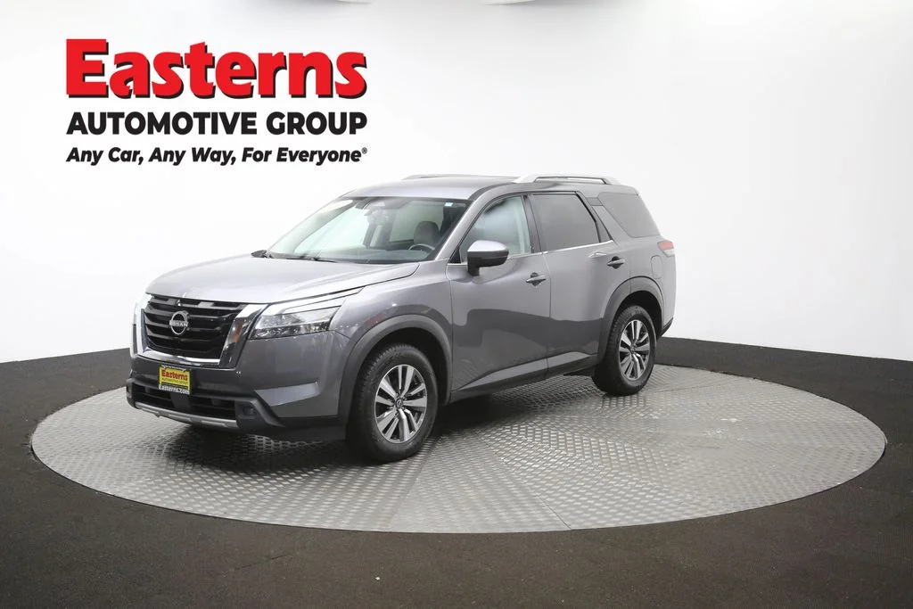 Used 2022 Gray Nissan SL image 56