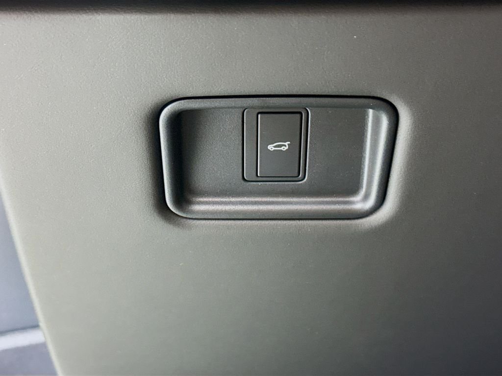 New 2026 Santorini Black Land Rover Dynamic SE image 11