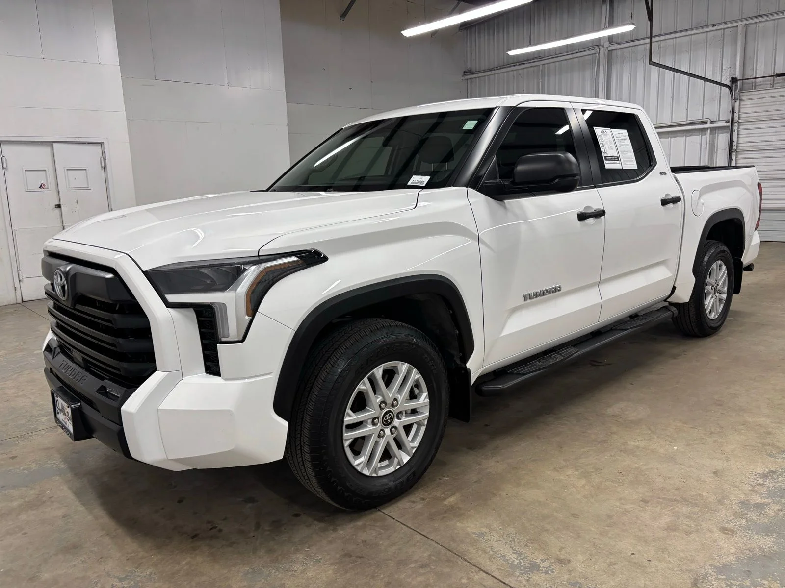 Used 2024 White Toyota SR5 image 3