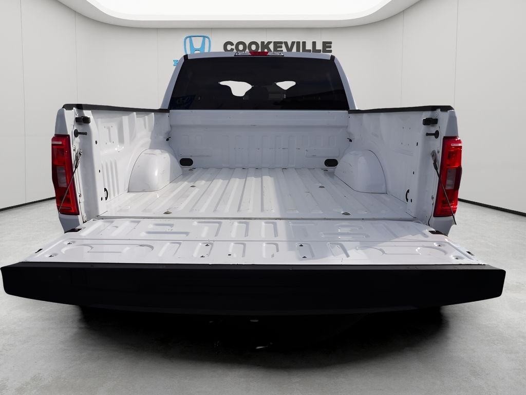 Used 2023 Oxford White Ford XLT image 11