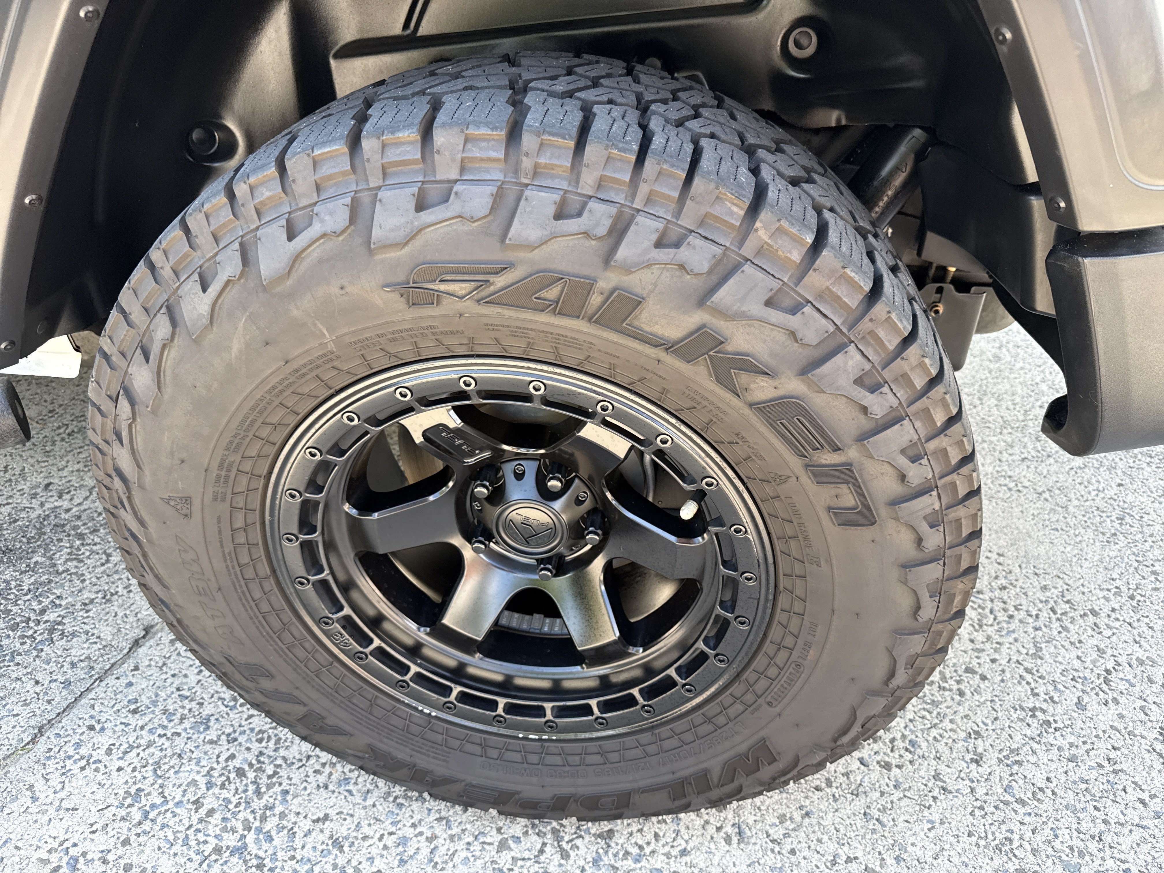 Used 2021 Bright White Clearcoat Jeep Unlimited Sport image 21