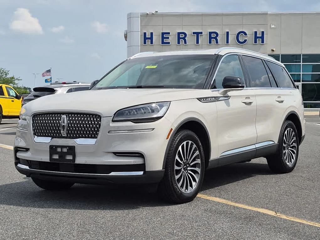 2023 Lincoln Aviator Standard