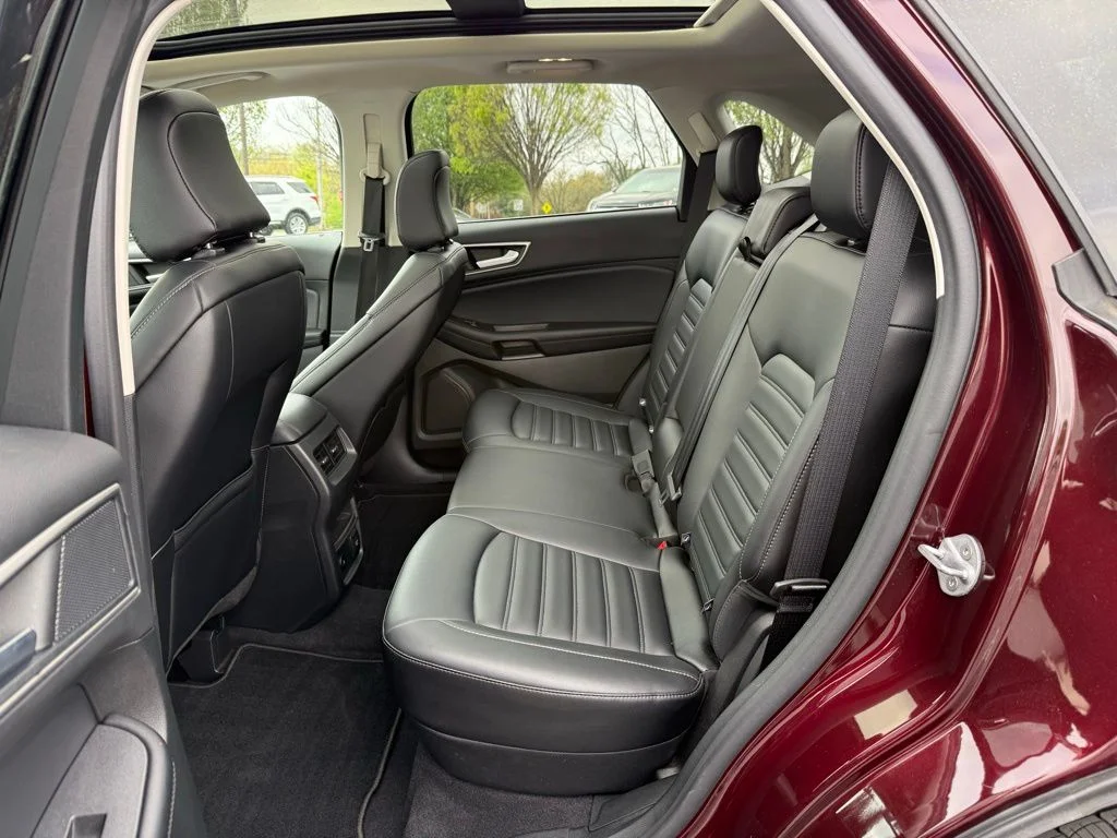 Certified Used 2022 Red Ford SEL image 19