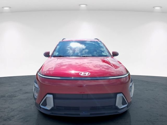 Used 2025 Red Hyundai SEL image 4