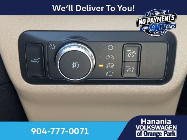 Used 2020 Orange Ford Titanium image 29