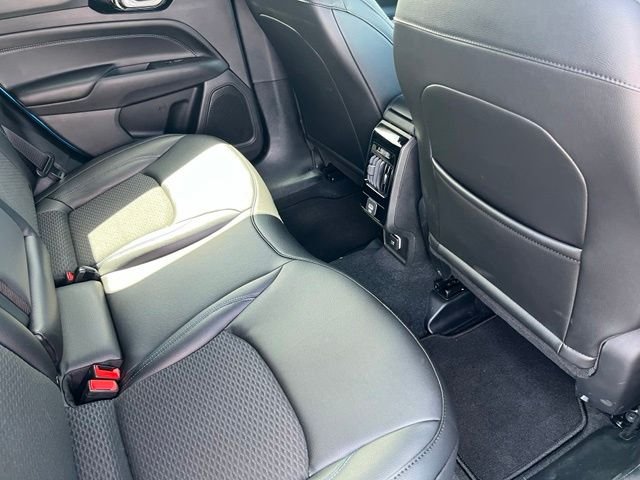 New 2026 Hydro Blue Pearlcoat Jeep Latitude image 23