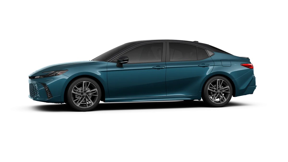 New 2026 Ocean Gem with Midnight Black Metallic roof Toyota XSE image 3